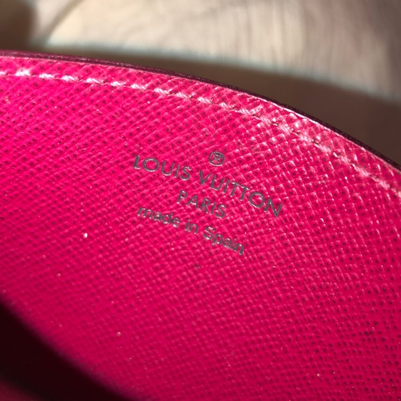 Authentic Louis Vuitton card holder OPEN TO OFFERS - Picture 6 of 8